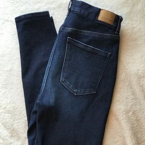 American Eagle curvy dream jean